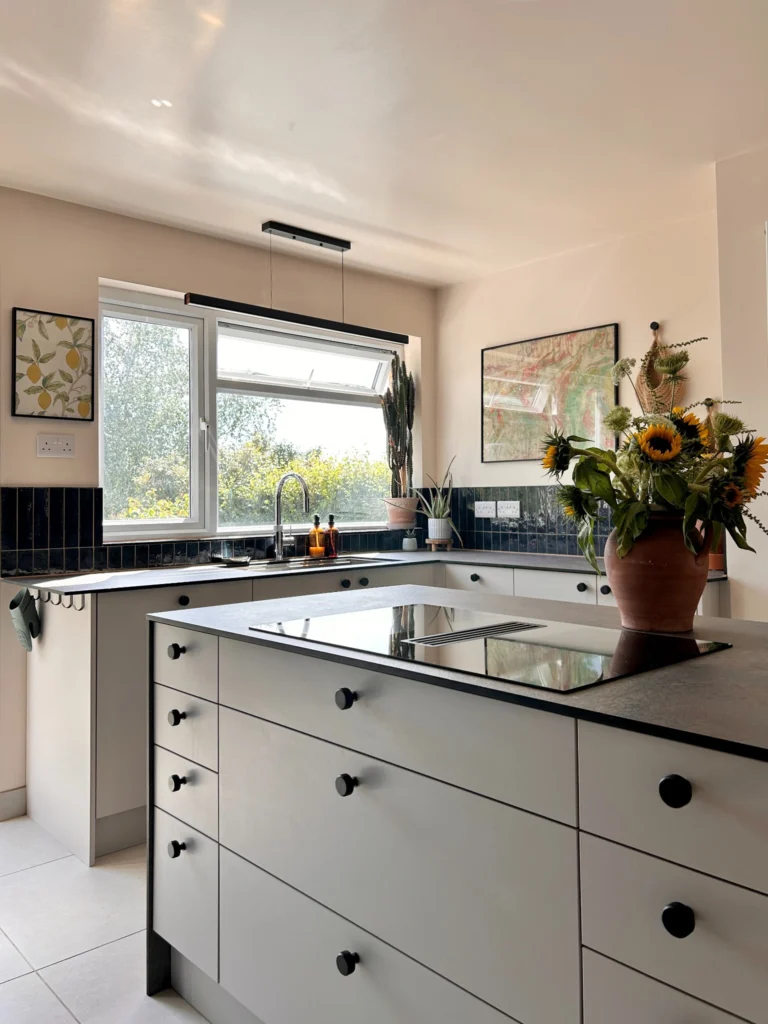 Kitchen built for cooking together detail 5